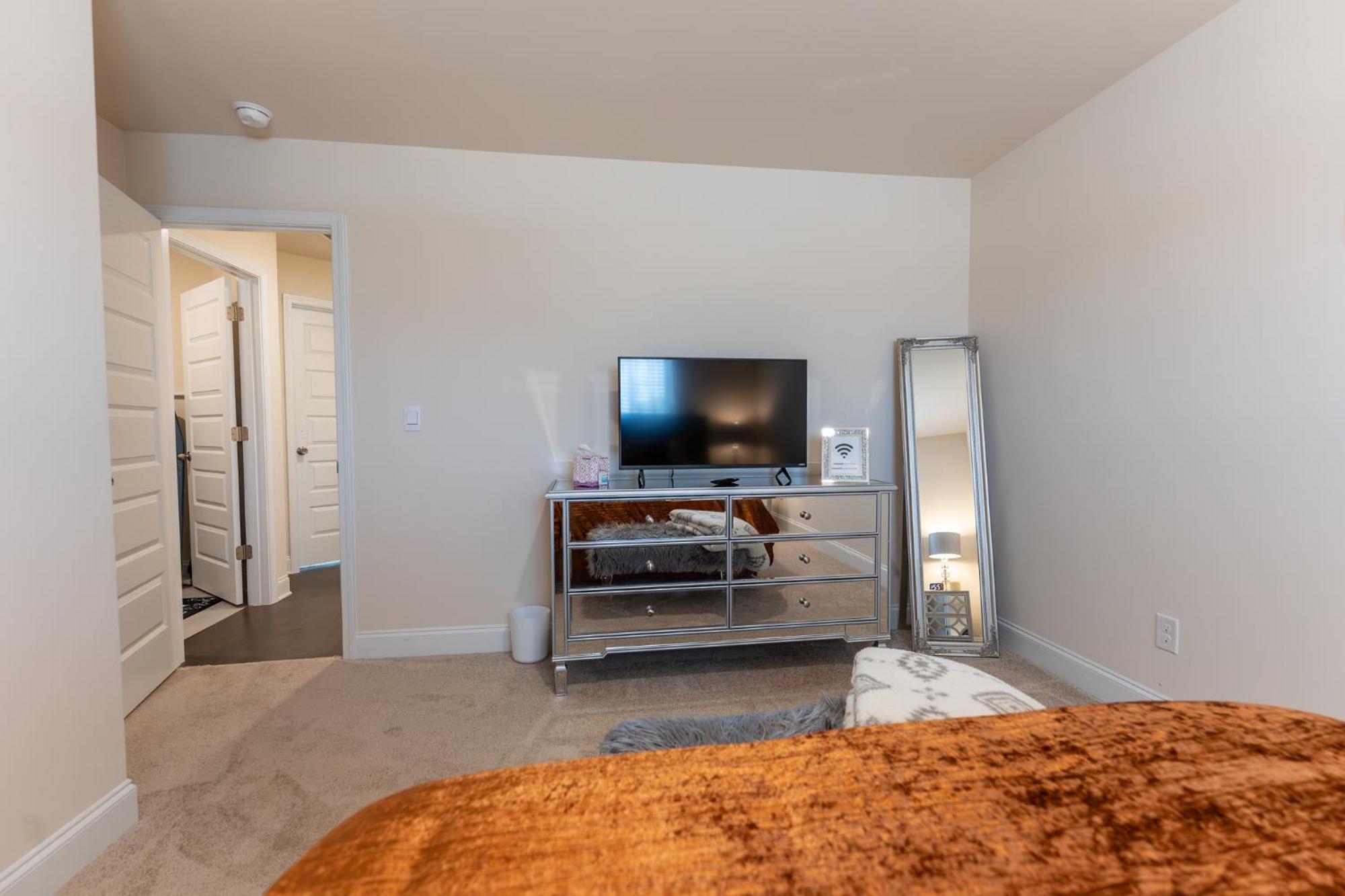 המפטון Luxury Bedroom With Private Bath מראה חיצוני תמונה